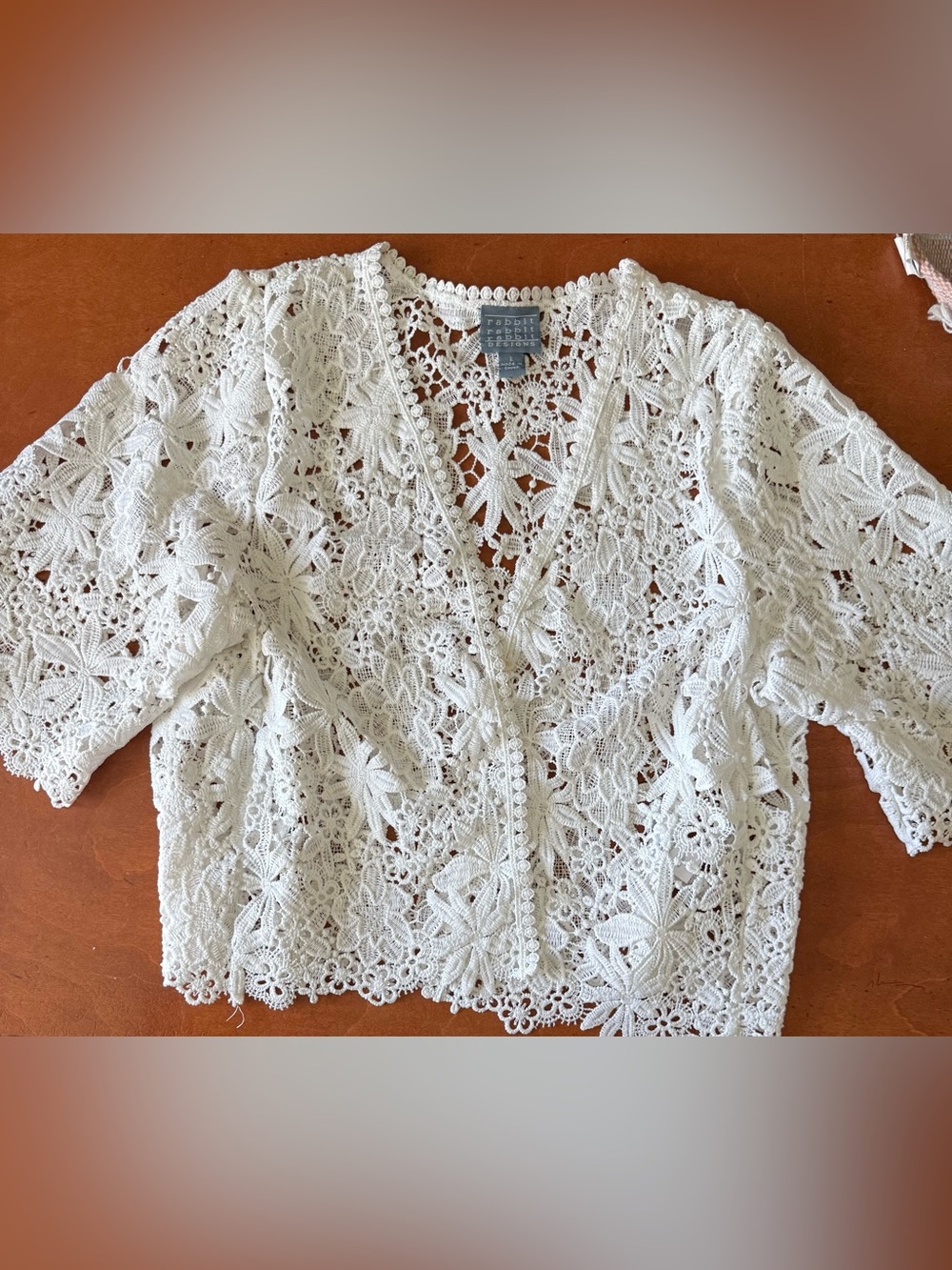 Rabbit Rabbit Rabbit White Floral Crochet Lace V-Neck Blouse